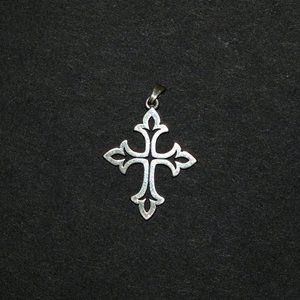 James Avery Fluer Cross